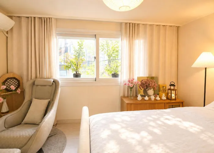 Sosohan Stay,3r4b-jongnogu, Hyehwa, Naksan Park
