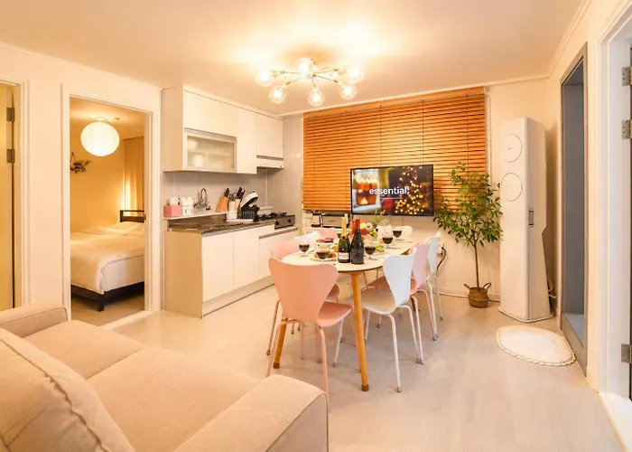 Sosohan Stay,3r4b-jongnogu, Hyehwa, Naksan Park *