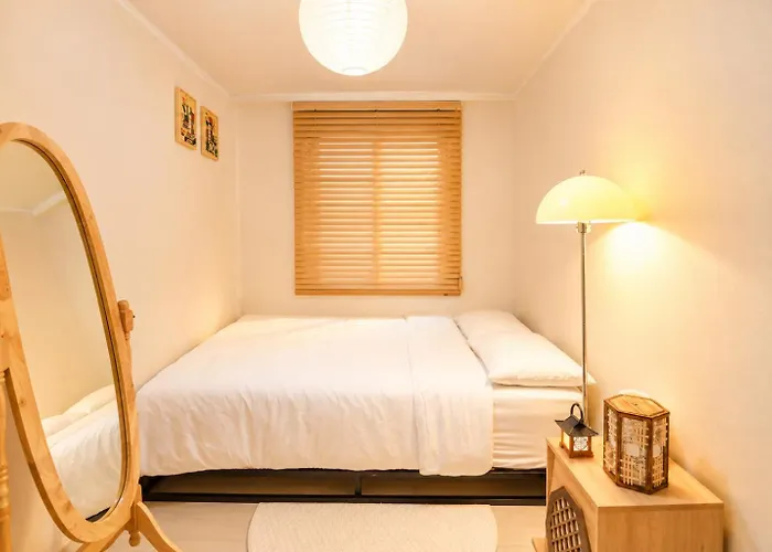 Sosohan Stay,3r4b-jongnogu, Hyehwa, Naksan Park Bed and breakfast Seúl